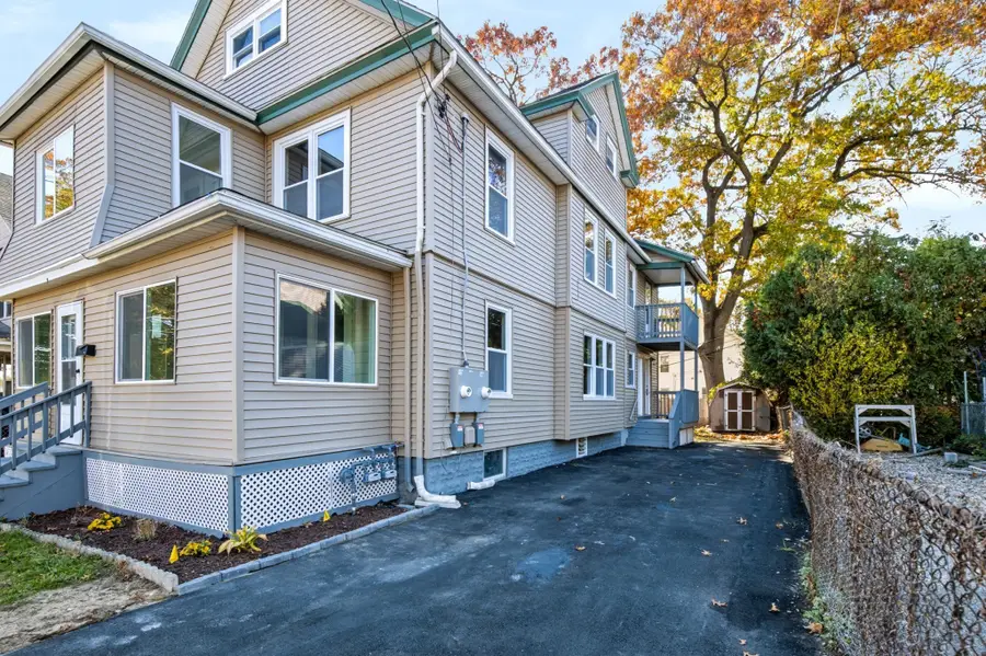 15-17 Nye St, Springfield, MA 01104 - #2