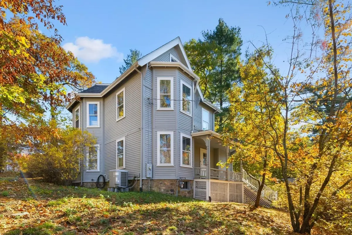 16 Pine St, Wakefield, MA 01880 - #1