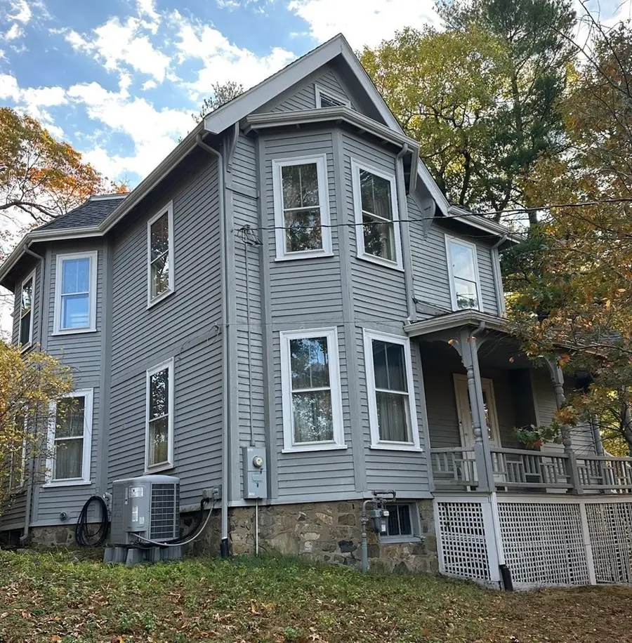 16 Pine St, Wakefield, MA 01880 - #2