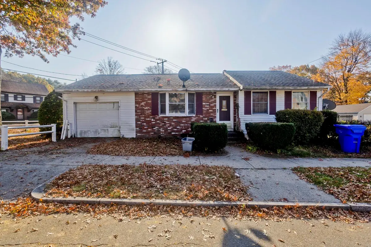 11 Melville St, Springfield, MA 01104 - #1