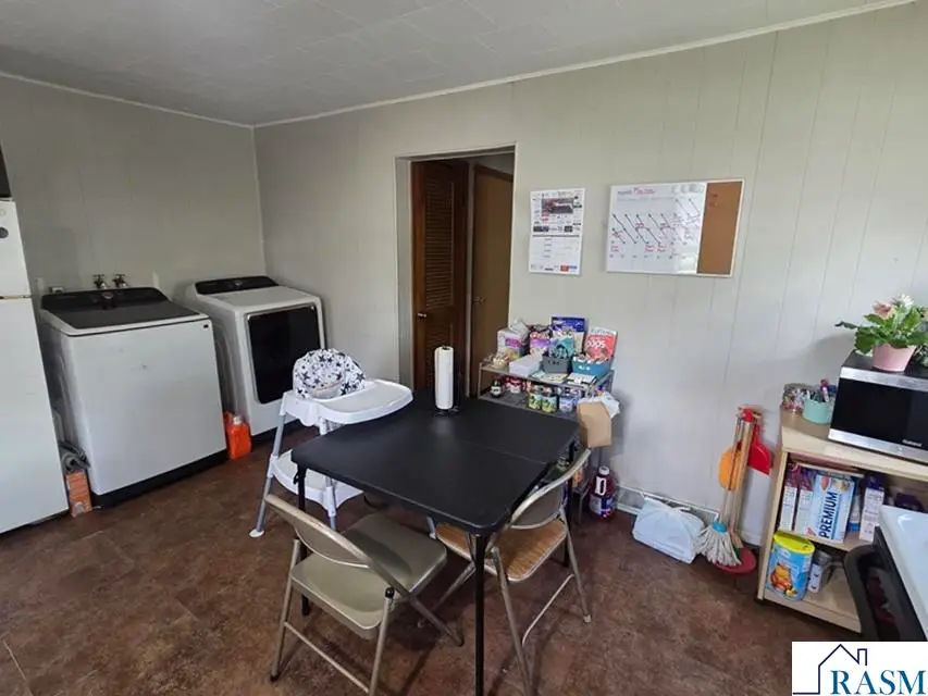 803 E 3rd Street, Blue Earth, MN 56013 - #3
