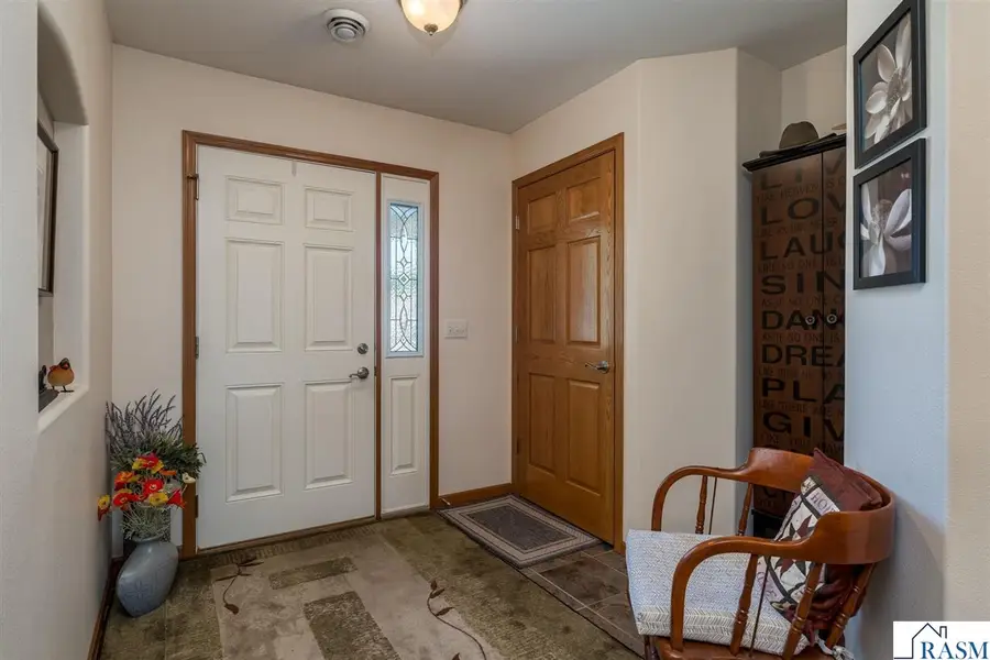 15 Sarah Circle, North Mankato, MN 56003 - #2