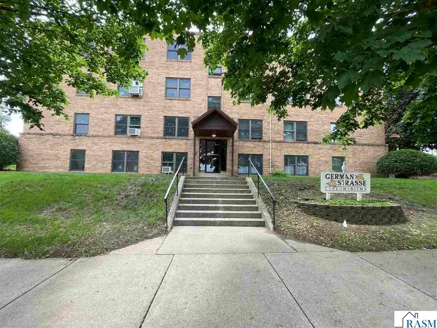 323 N German Street, New Ulm, MN 56073 - #2