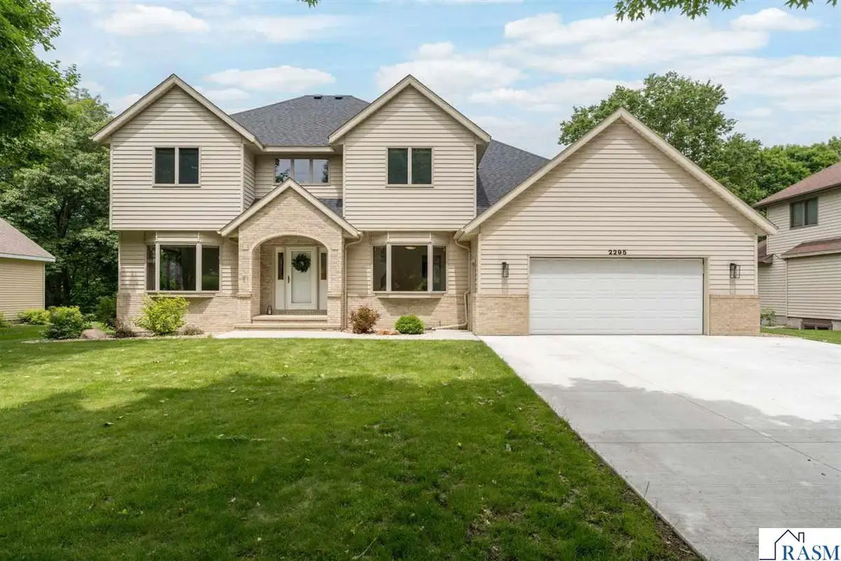 2295 Northridge Drive, North Mankato, MN 56003 - #1