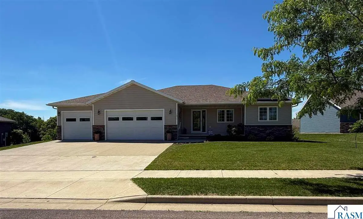 1511 Airport Road, New Ulm, MN 56073 - #1