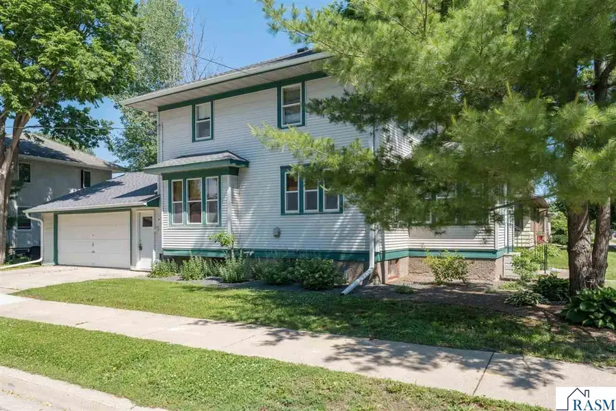 601 Wall Street, North Mankato, MN 56003 - #3