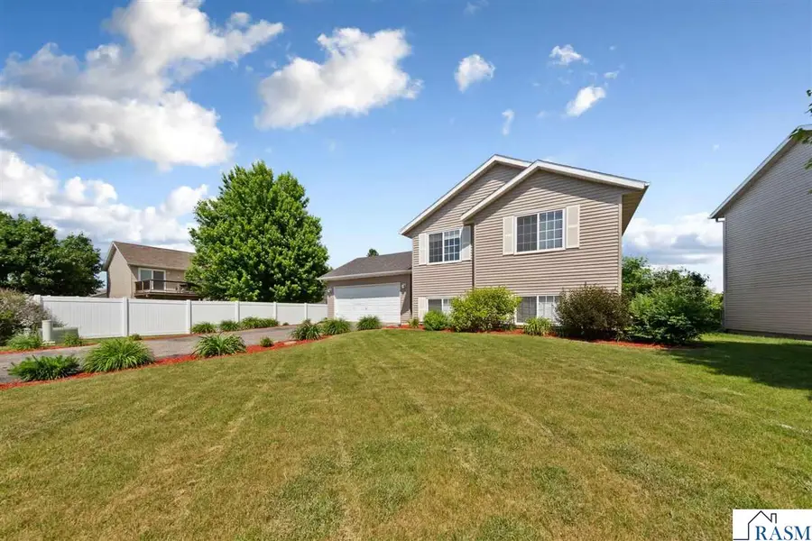 829 Tanager Road, Mankato, MN 56001 - #3