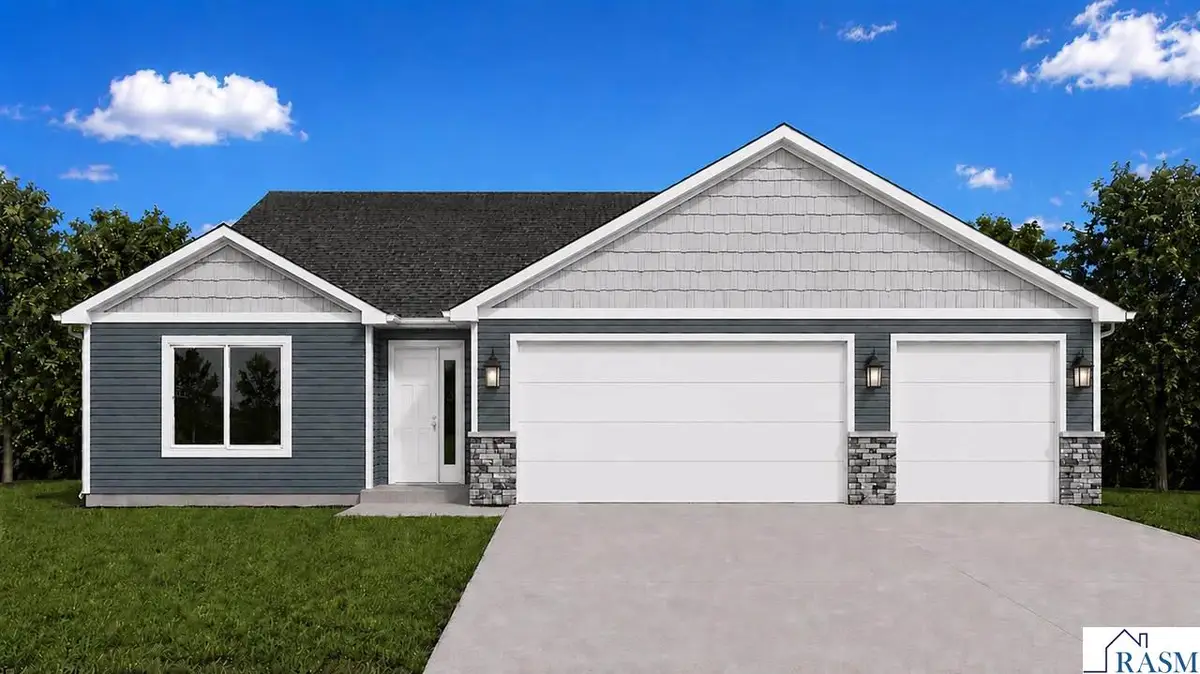 867 Goves Way, Madelia, MN 56062-1229 - #1