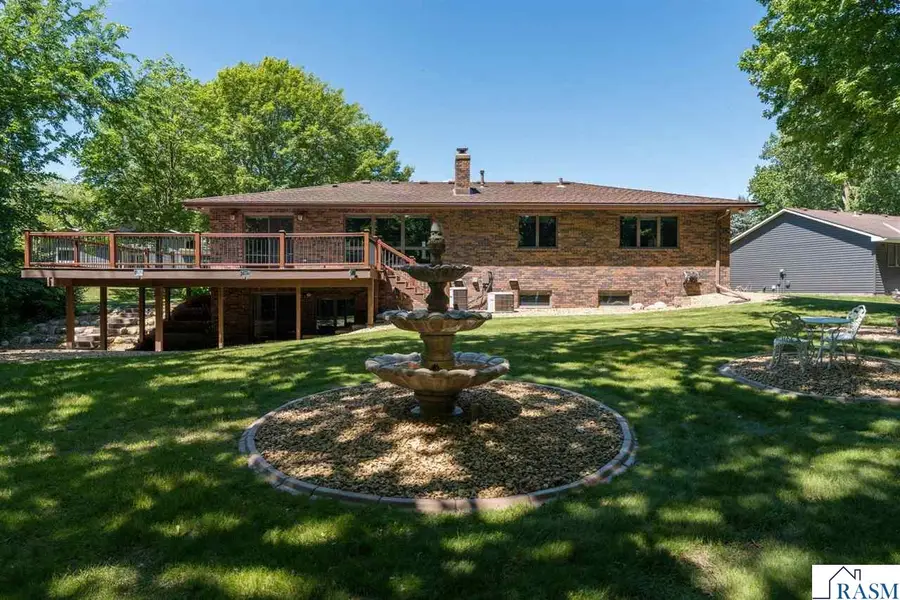 2125 E Dream Drive, North Mankato, MN 56003 - #3