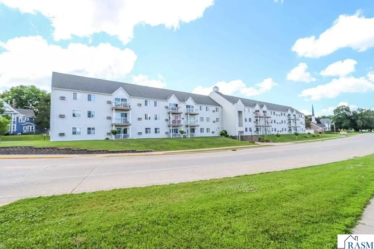 101 Albion Avenue, Fairmont, MN 56031 - #1