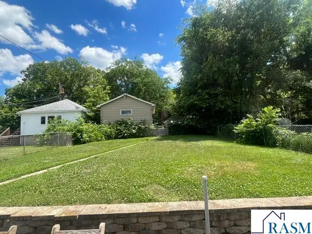 433 N 5th Street, Mankato, MN 56001 - #3