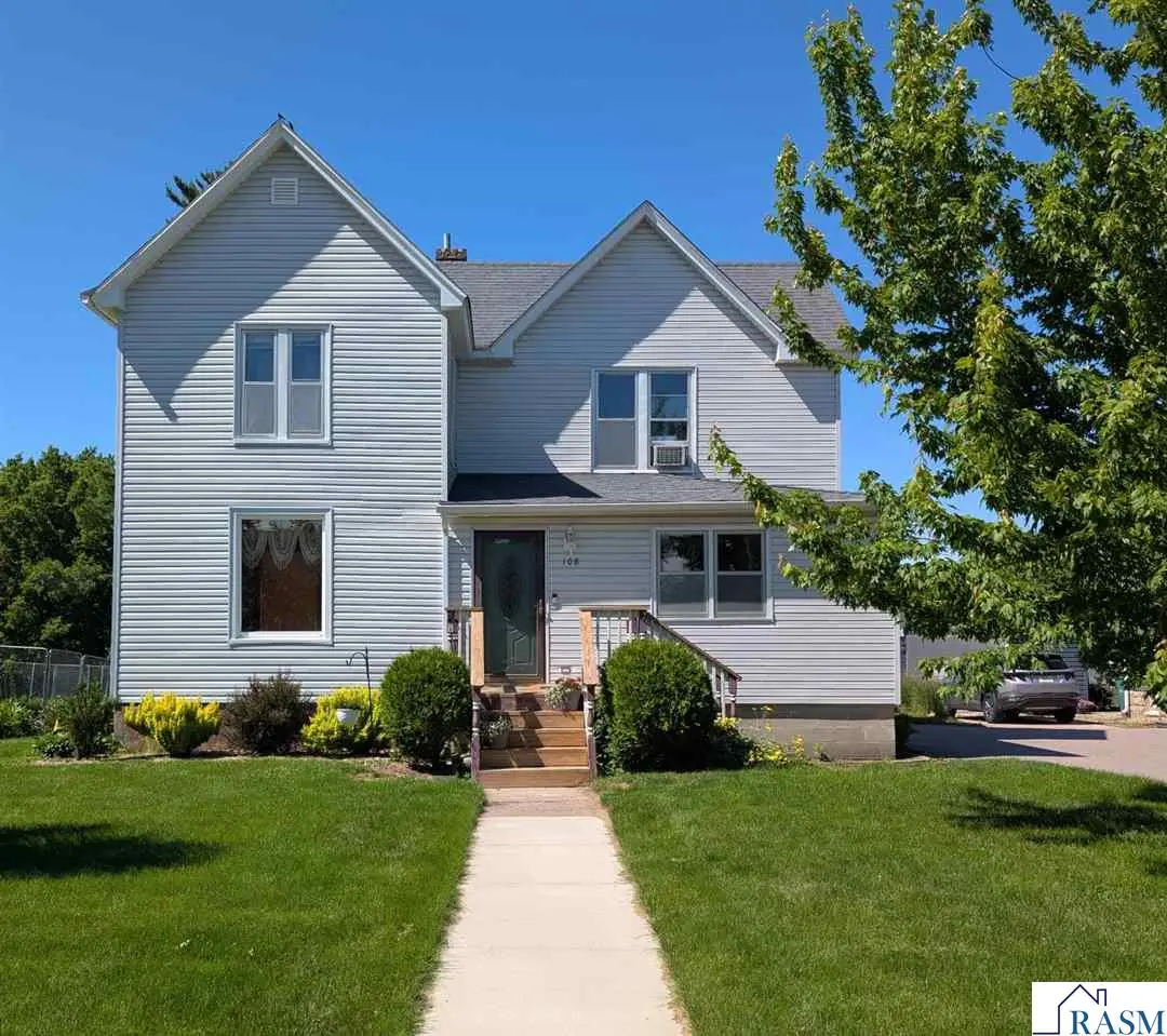108 W Allyn Street, Janesville, MN 56048 - #1
