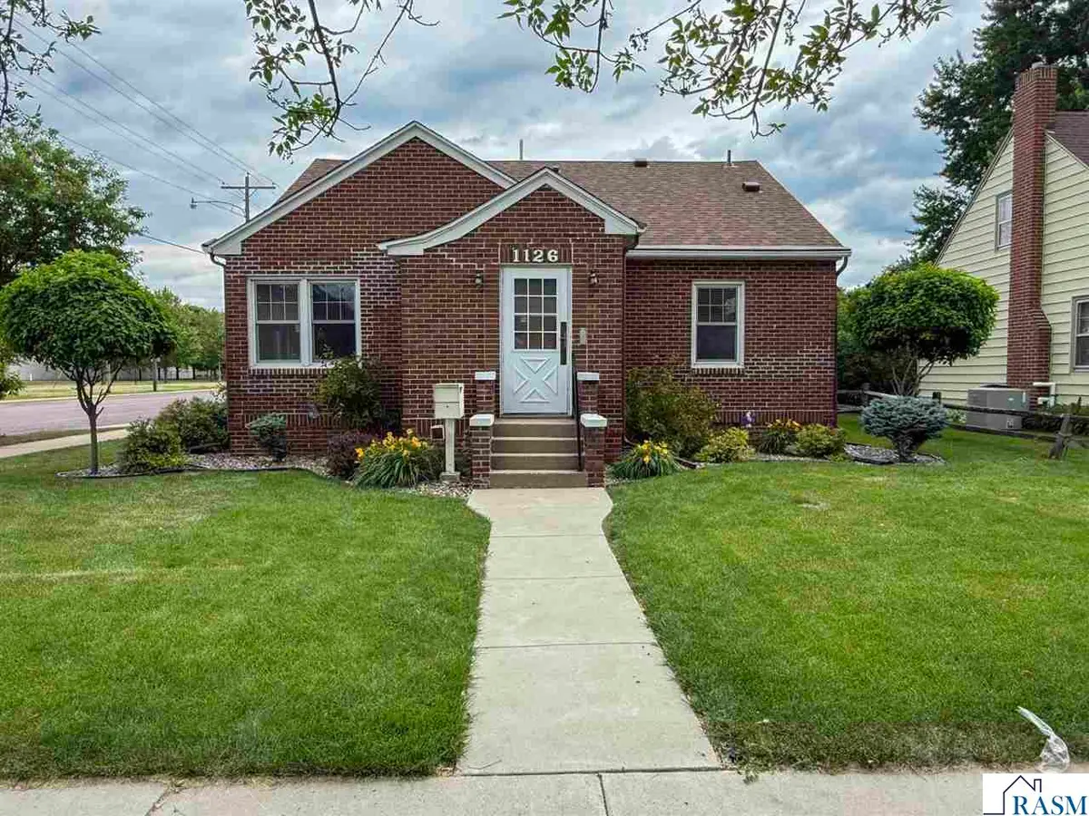 1126 N Franklin, New Ulm, MN 56073 - #1