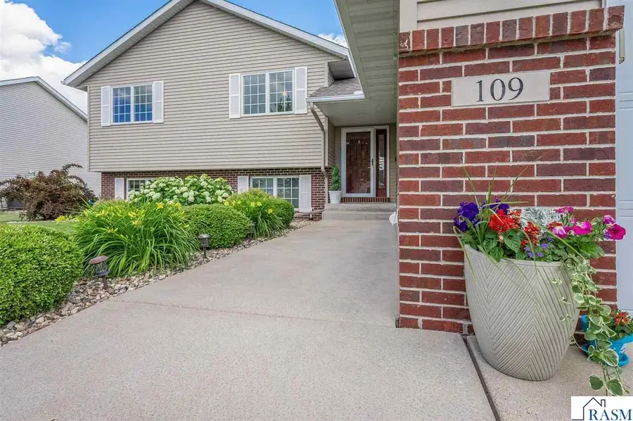 109 La Costa Lane, Mankato, MN 56001 - #3