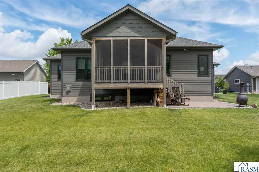 1929 Lexington Lane, North Mankato, MN 56003 - #3
