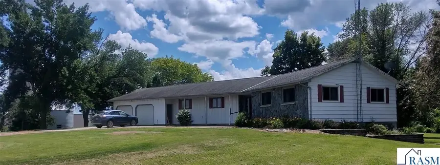 737 40th Street, Dunnell, MN 56127 - #3