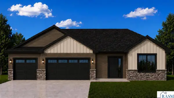 450 NE Stoneridge Lane, Owatonna, MN 55060-1229