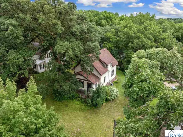 201 Hillcrest Drive, Waterville, MN 56096