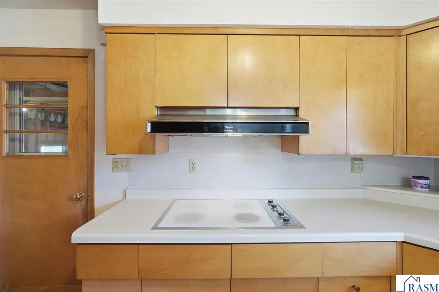 16 W Minnesota Avenue, Minnesota Lake, MN 56068 - #3
