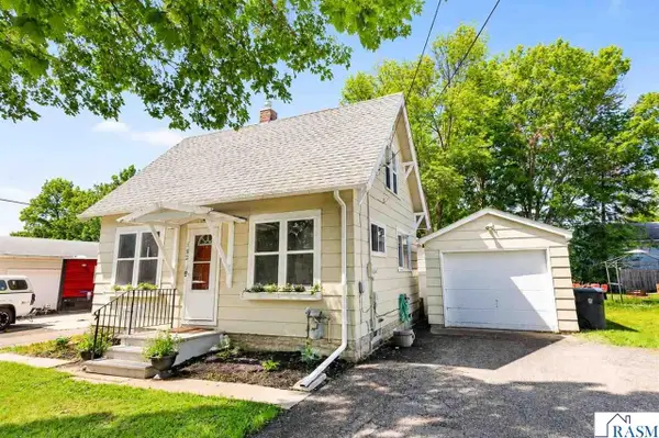192 Long Street, Mankato, MN 56001