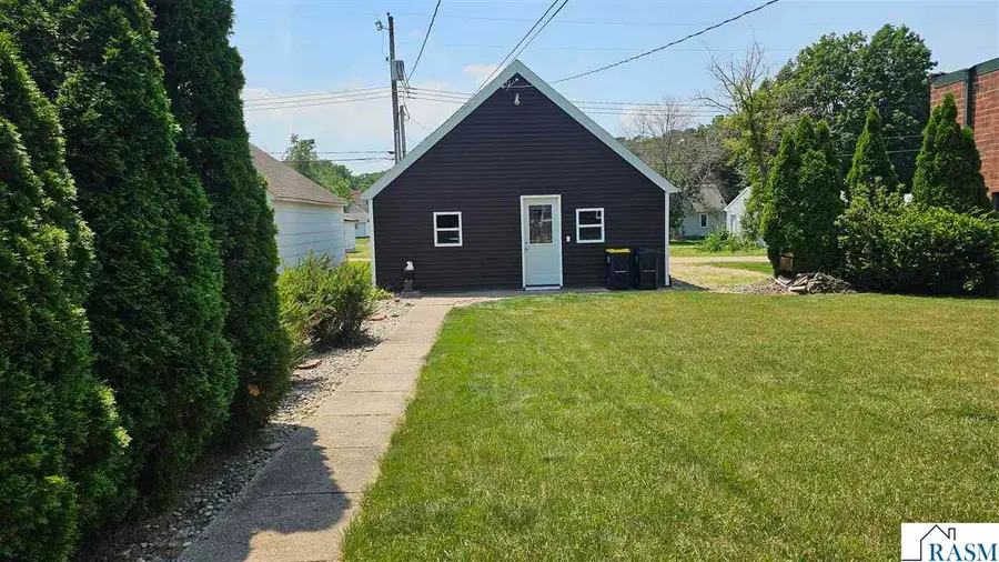 1115 N Jefferson Street, New Ulm, MN 56073 - #2