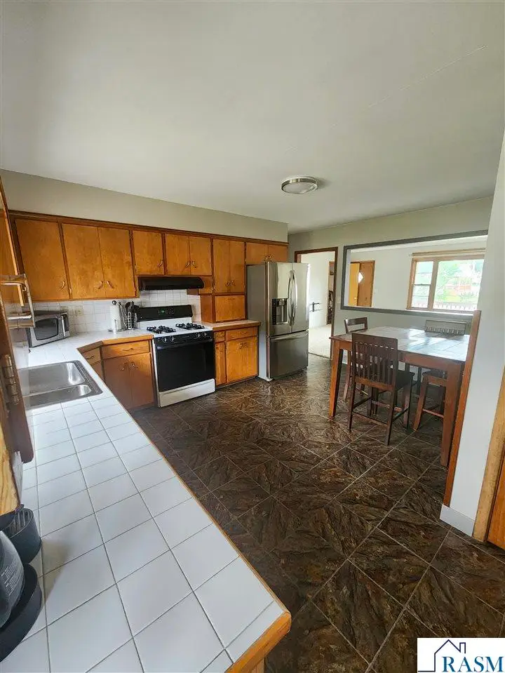 327 Linden Street, New Ulm, MN 56073 - #3