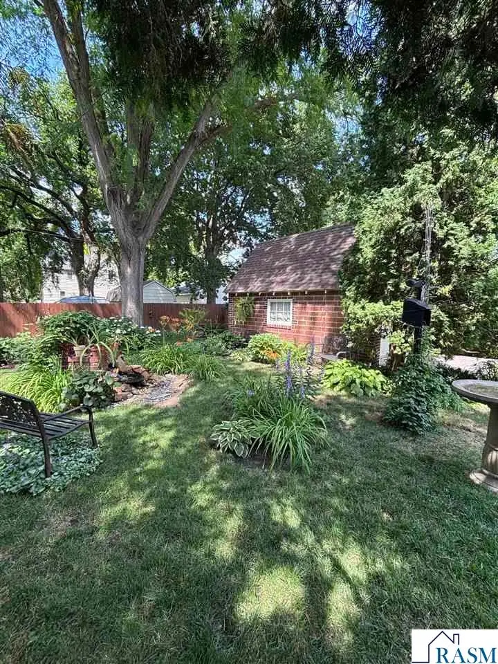 628 Grant Avenue, North Mankato, MN 56003 - #3