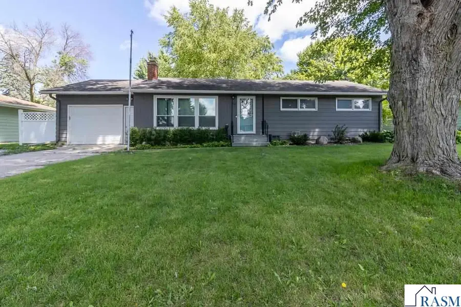 234 SW 15th Street, Owatonna, MN 55060 - #2