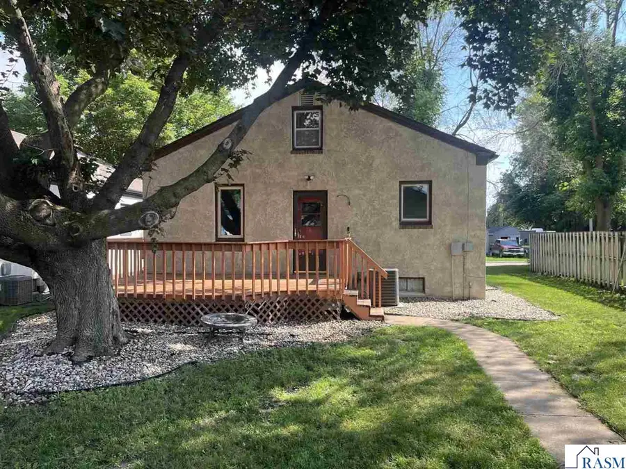 116 SE Remmele Street, Sleepy Eye, MN 56085 - #2