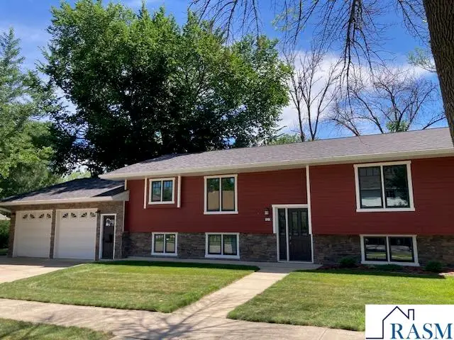101 SE Burnside Street, Sleepy Eye, MN 56085 - #1