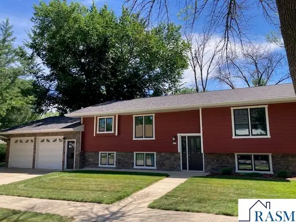 101 SE Burnside Street, Sleepy Eye, MN 56085
