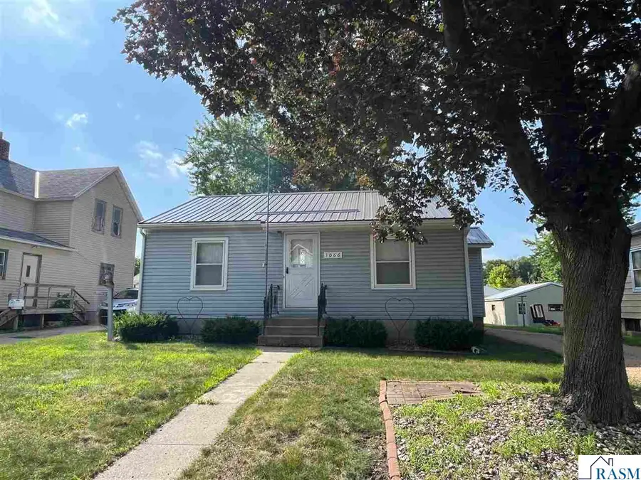 1066 1st Avenue South, Saint James, MN 56081 - #2