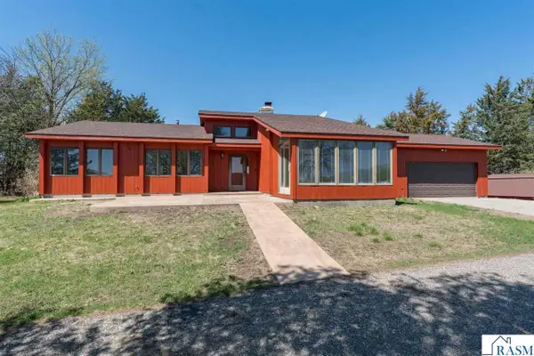 29558 Pumpkin Hill Road, Le Sueur, MN 56058