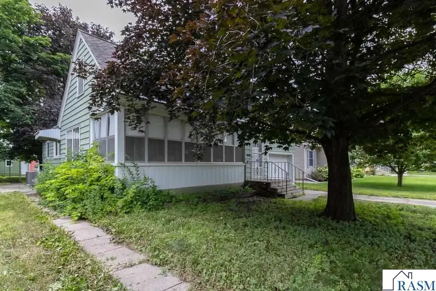 1115 N Washington Street, New Ulm, MN 56073 - #2