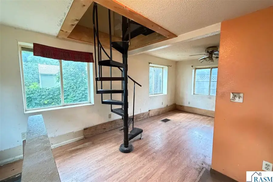 618 W 3rd Street, Mankato, MN 56001 - #3