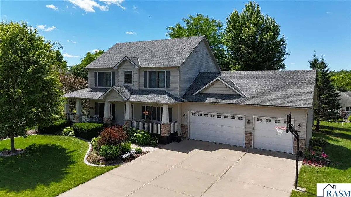213 Victoria Boulevard, Mankato, MN 56001 - #1