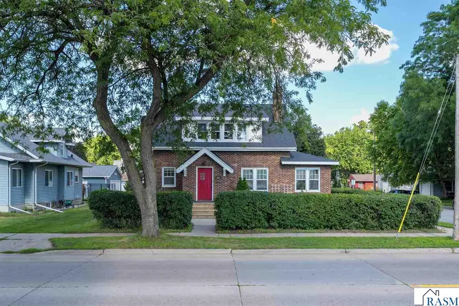 802 Range Street, North Mankato, MN 56003 - #2