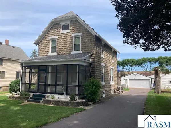 208 Linden Street SW, Sleepy Eye, MN 56085
