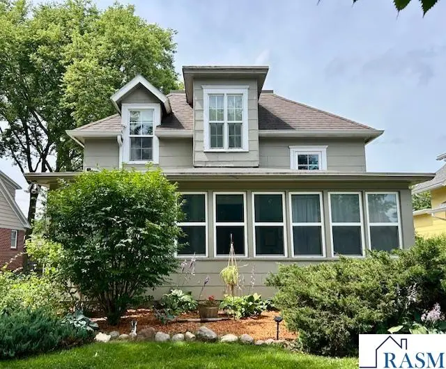 819 North Washington Street, New Ulm, MN 56073 - #1