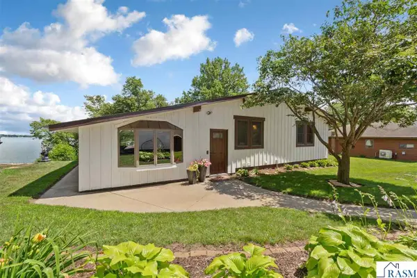 46541 Cape Horn Road, Cleveland, MN 56017