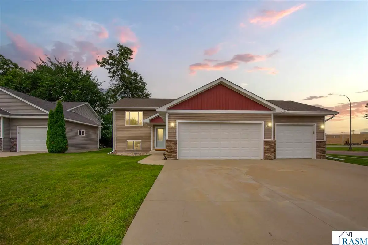 100 Peridot Court, Mankato, MN 56001 - #1
