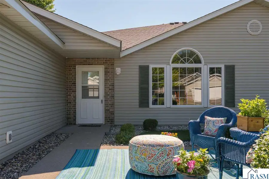 150 Oxford Path, Mankato, MN 56001 - #2