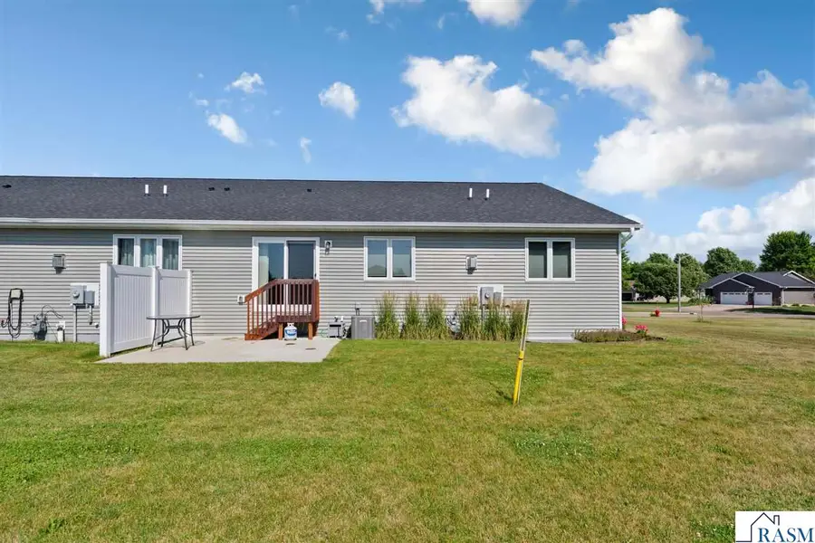 611 Mari-Dean Boulevard, Lake Crystal, MN 56055 - #2