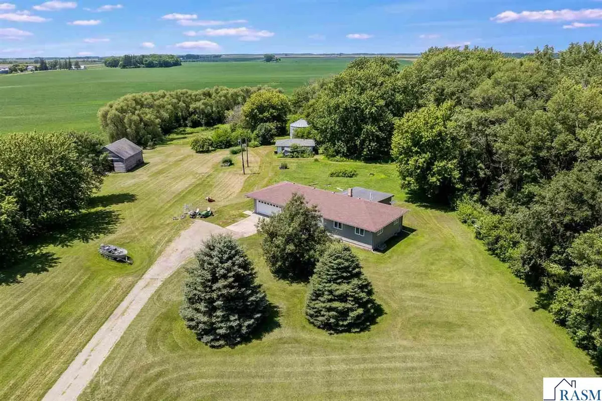23265 445th Avenue, Delavan, MN 56023 - #1