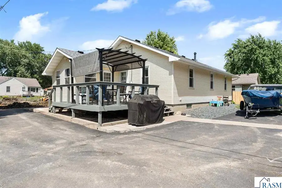 305 Le Sueur Avenue, Eagle Lake, MN 56024 - #3