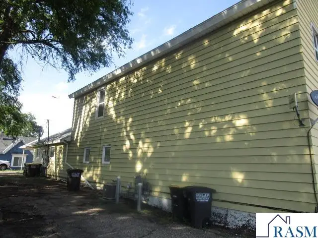 101 N Lincoln St, Lake Crystal, MN 56055 - #2