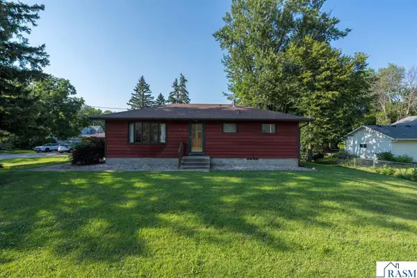 210 Walnut Avenue, Madison Lake, MN 56063