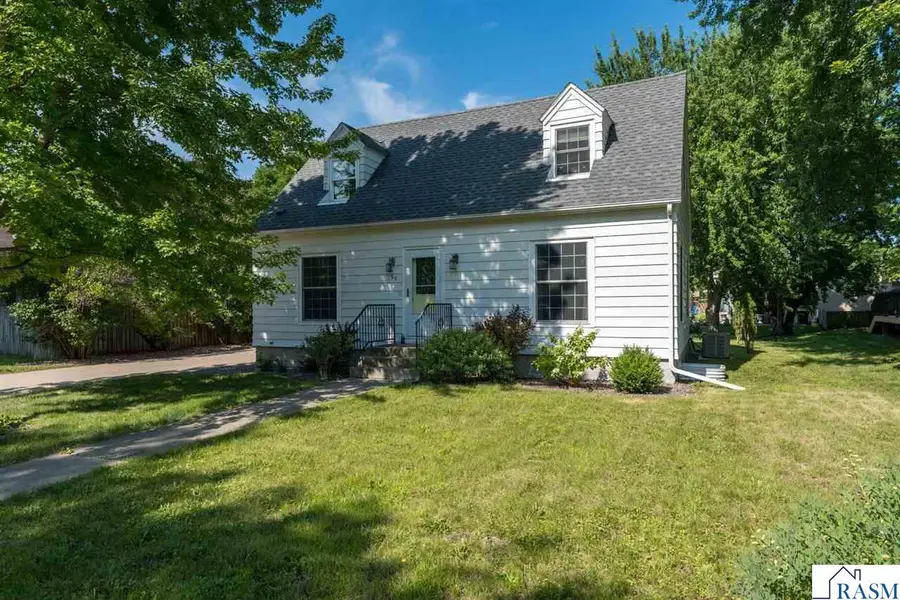 50 Marquette Avenue, North Mankato, MN 56003 - #2