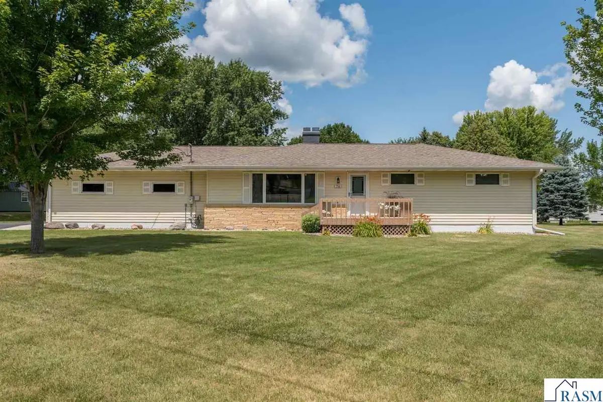 716 W River Street, Waterville, MN 56096 - #1