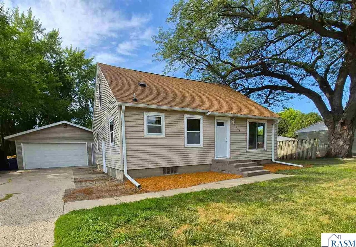 1518 Center Street, New Ulm, MN 56073 - #1